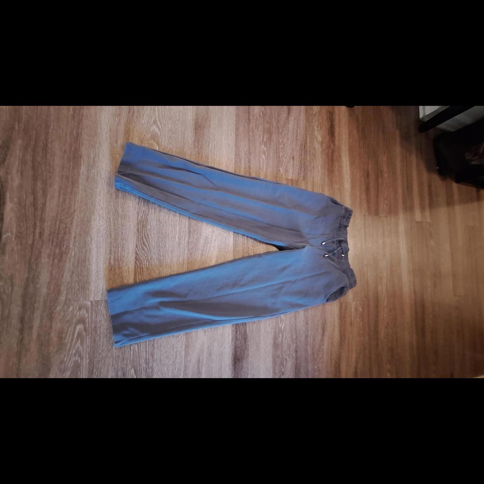 Comfortable Gray Sweatpants with Drawstring - image 5