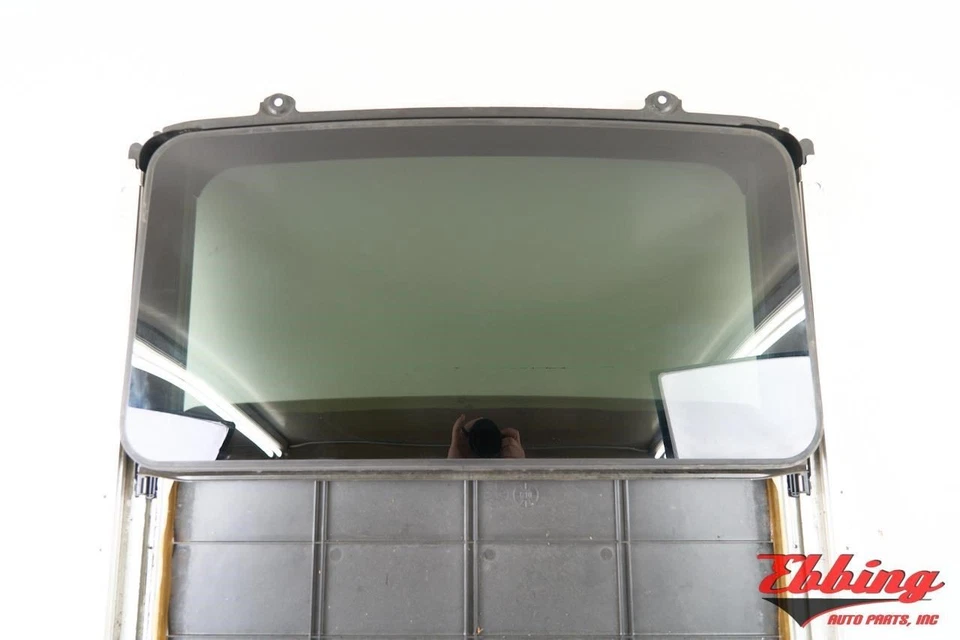 Complete Sunroof Assembly ID: 0XE19TL2AD Fits 2004 Jeep Grand Cherokee 572809 — 第 2/4 张图片