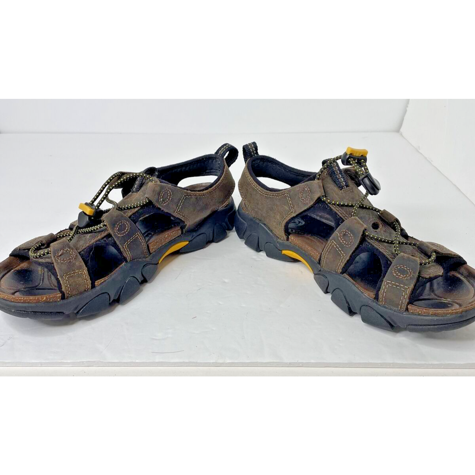 Sandali donna Keen punta aperta Daytona pelle marrone impermeabile US7 usati