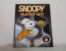 Snoopy Blasts Off McDonalds Premium w/ NASA Book Pb Mini Book Premium Used
