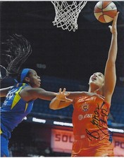 BRIONNA JONES Signed 8 x 10 Photo WNBA Basketball CONNECTICUT SUN Free Shipping