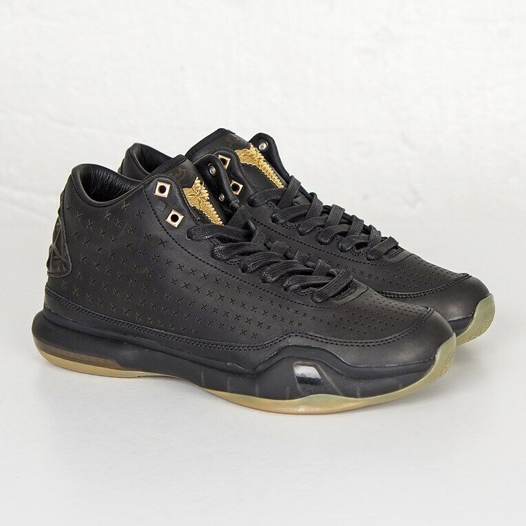 Nike Kobe 10 MID EXT Black Gum Metallic Gold Basketball Nike Kobe 10 MID EXT Black Gum Metallic Gold Basketball