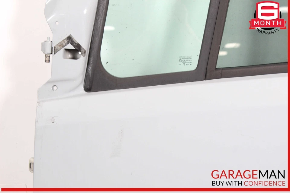 Carcasa de puerta delantera izquierda del lado del conductor 10-18 Mercedes W906 Sprinter 2500 3500 OEM Foto 4 de 4
