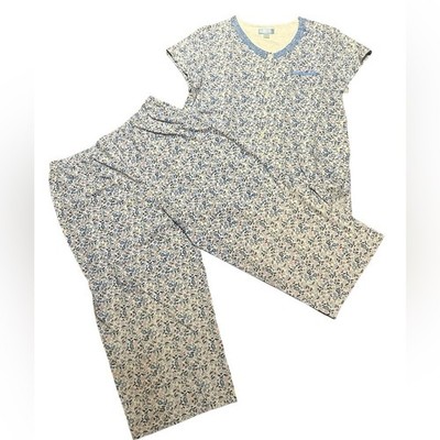 Celestial Dreams Women s Size Medium Cropped Floral Pajama Set