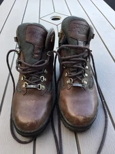 Redhead Bone Dry Women’s Hiking Ankle Boots Brown Leather Gore-Tex Size 9M