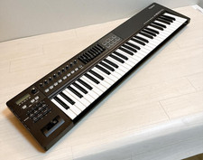 Roland A-800PRO 61-Key MIDI Keyboard Controller Black Tested Used