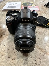 Nikon D40 6.1MP Digital SLR Camera w/ 18-55mm Lens DX 1:3.5-5.6GII ED