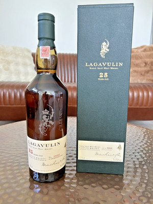 Lagavulin 25 Jahre 1977/2002 Single Malt, Flasche 8983/9000, ungeöffnet, selten
