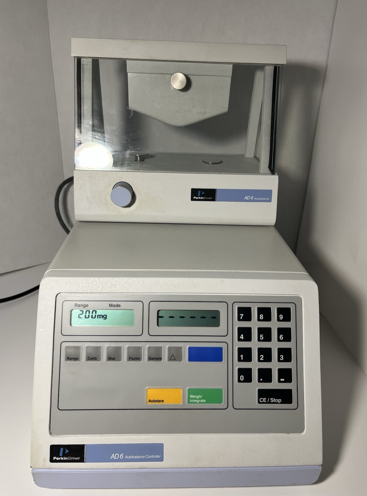 Perkin Elmer AD6 Autobalance Controller - Turns On / Untested