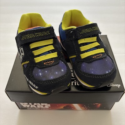 Stride Rite Disney Star Wars Boy s Shoes Size 4M Brand New 