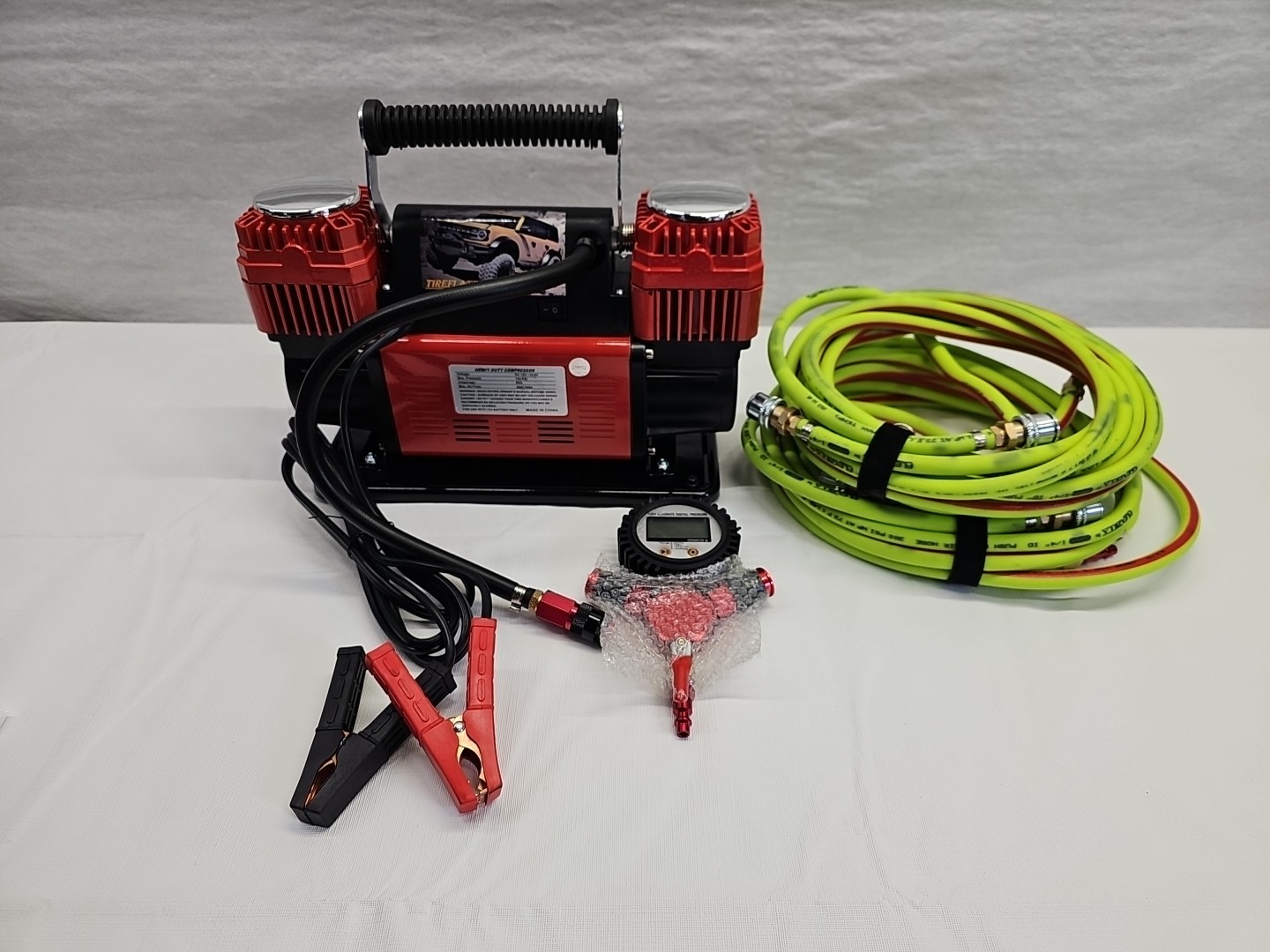 Double Dual Cylinder 12V 150 Psi Portable Tire Inflator W/  