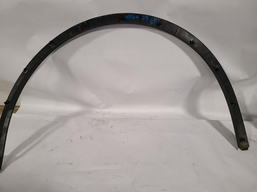 Right Front Wheel Fender Molding  2023 Tesla