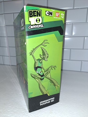 VERY RARE Ben 10 Omniverse Crashhopper roleplay set with figure SEALED NEW - Picture 7 of 14