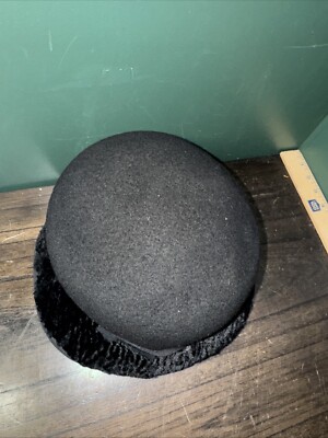 Vintage~Platania~Black~100% Wool~Hat w Bow~Women display picture 2
