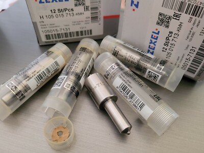 タレゾ Genuine 4PCS Nissan FD35 Engine's, Injector Nozzles DLLA153SN7131