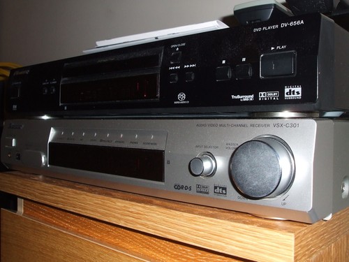 Pioneer VSX-C301 Multi Channel AV Receiver & Pioneer DV-656a DVD-CD-SACD Player - Picture 1 of 7