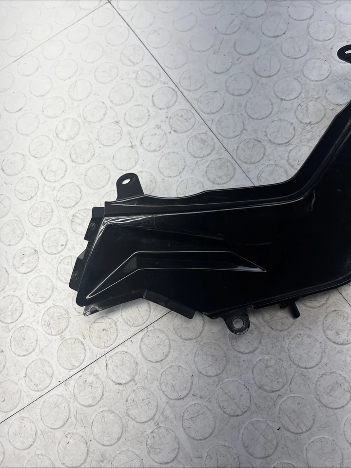 Carenado de cubierta de asiento Kawasaki Ninja 300 EX300 2013-2017 53065-0062 OEM Foto 2 de 4