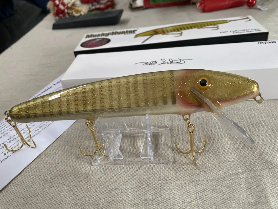 Señuelo coleccionable Musky Hunter Magazine Slammer Tackle 180 de 500 2007 Foto 3 de 4