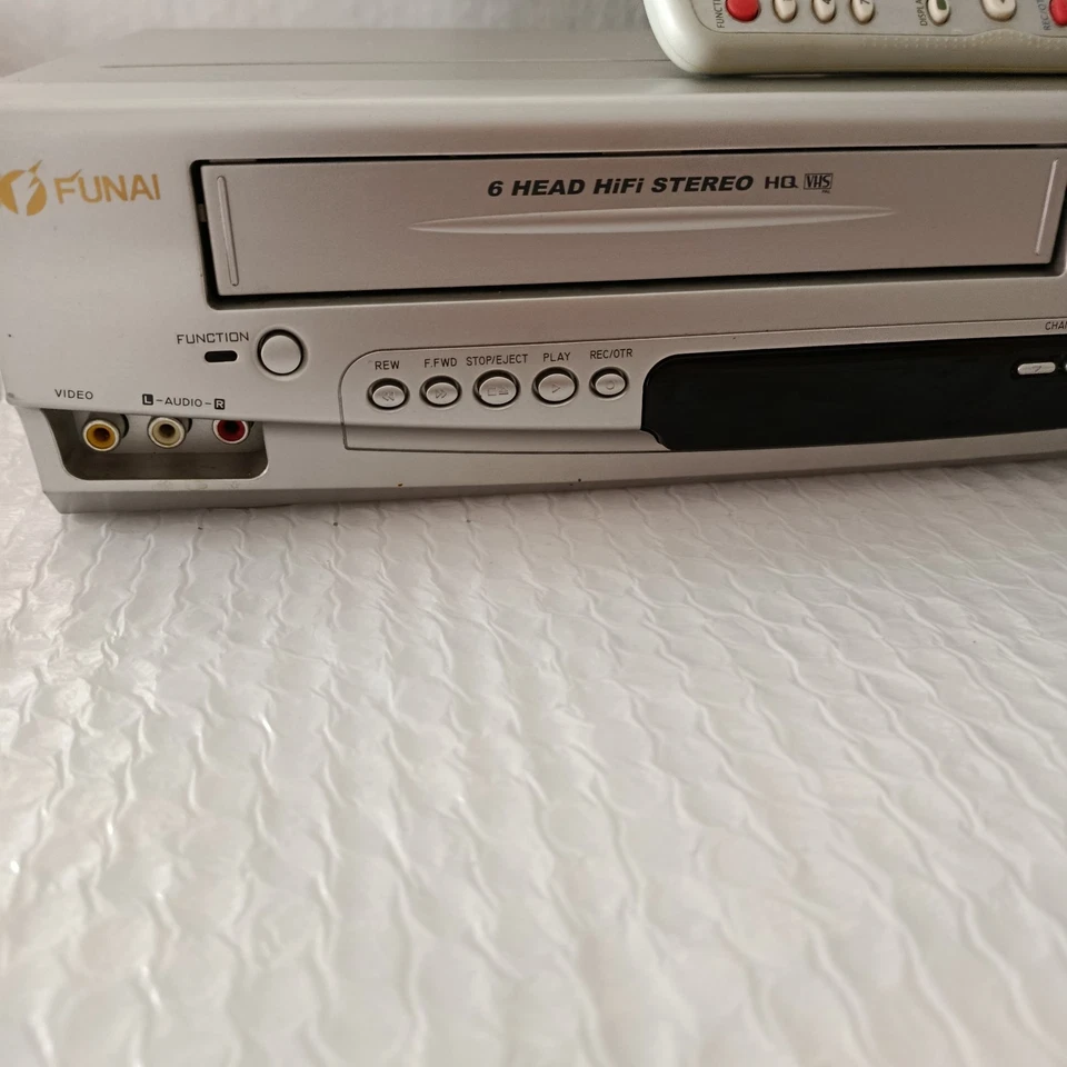 Funai videoregistratore DPVR-5600 - VHS E DVD - Immagine 3 di 4