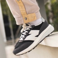 NEW BALANCE 370 Athletic Sneaker Running Low Top Casual Tennis Men Black Gray