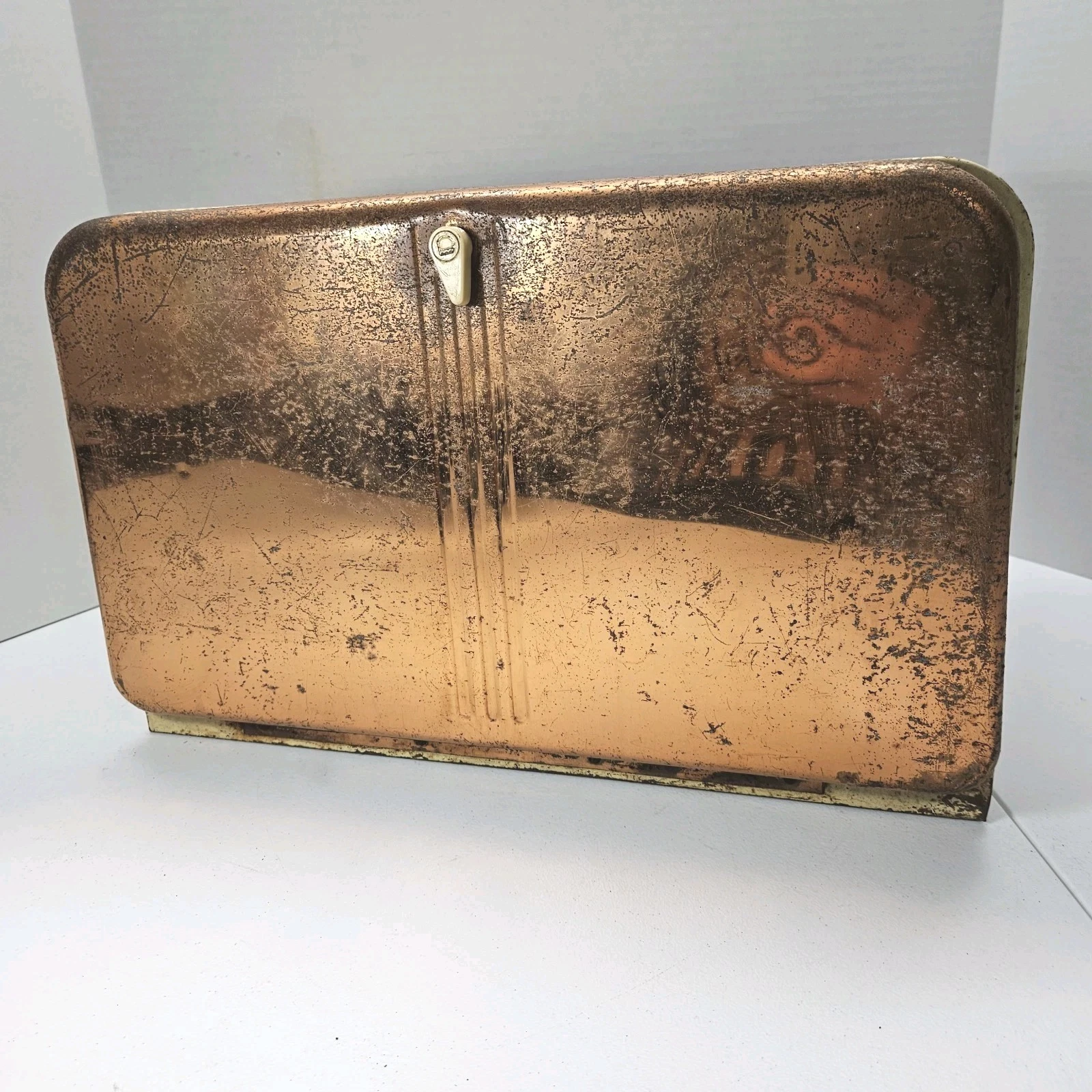 Vintage Lincoln Beautyware Copper & Yellow Metal Bread Box 1950's
Opens in a new window or tab
