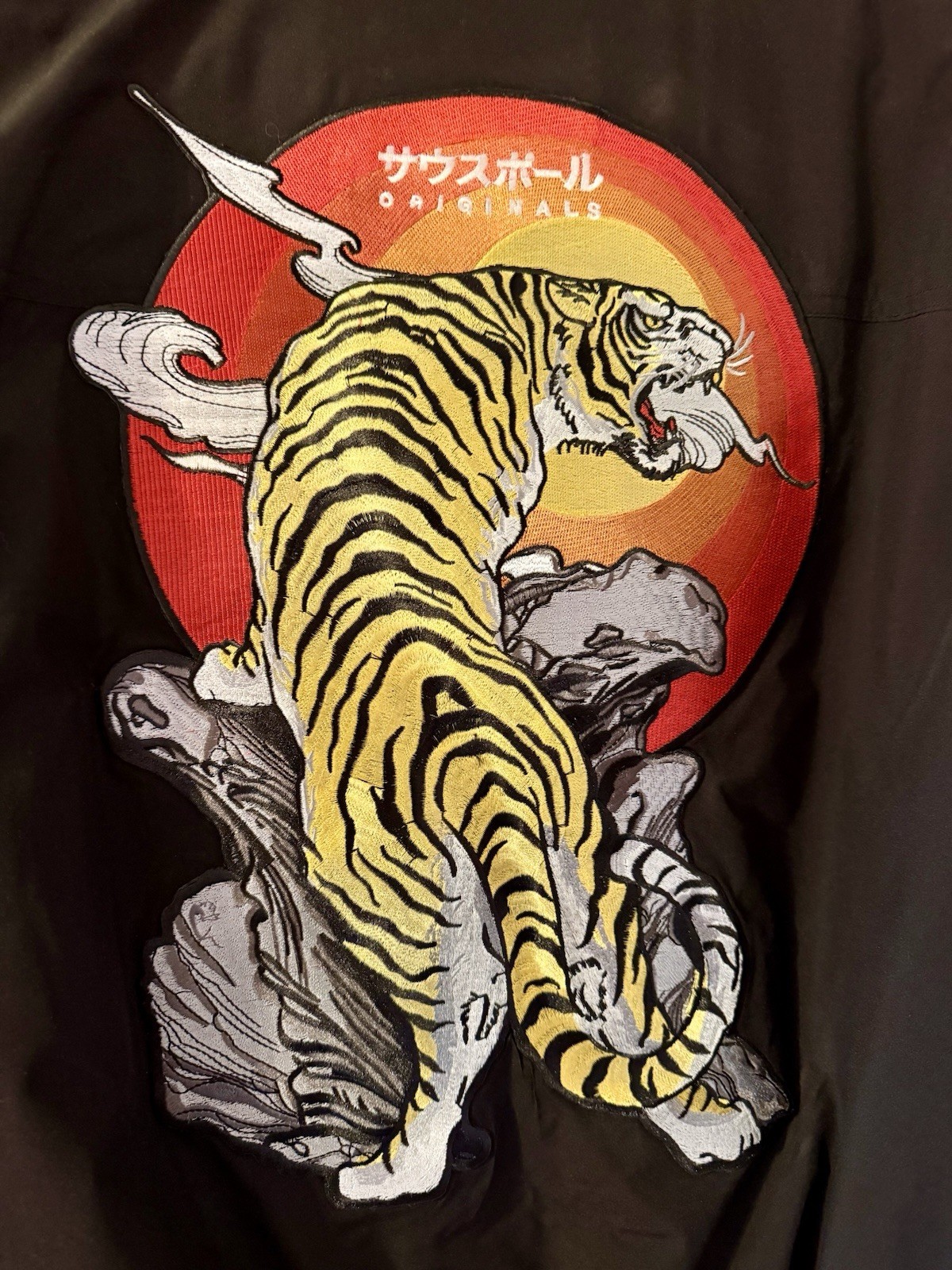 Levi’s Custom Bomber Jacket with tiger patch  Men… - image 2