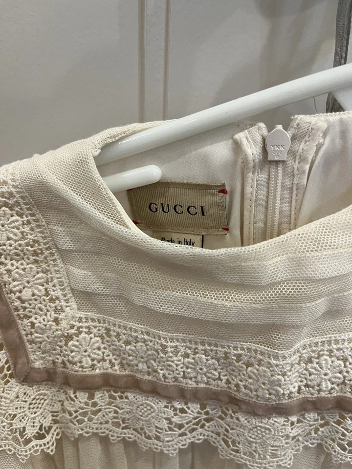 Magnificent Gucci Gown - Image 4 of 4