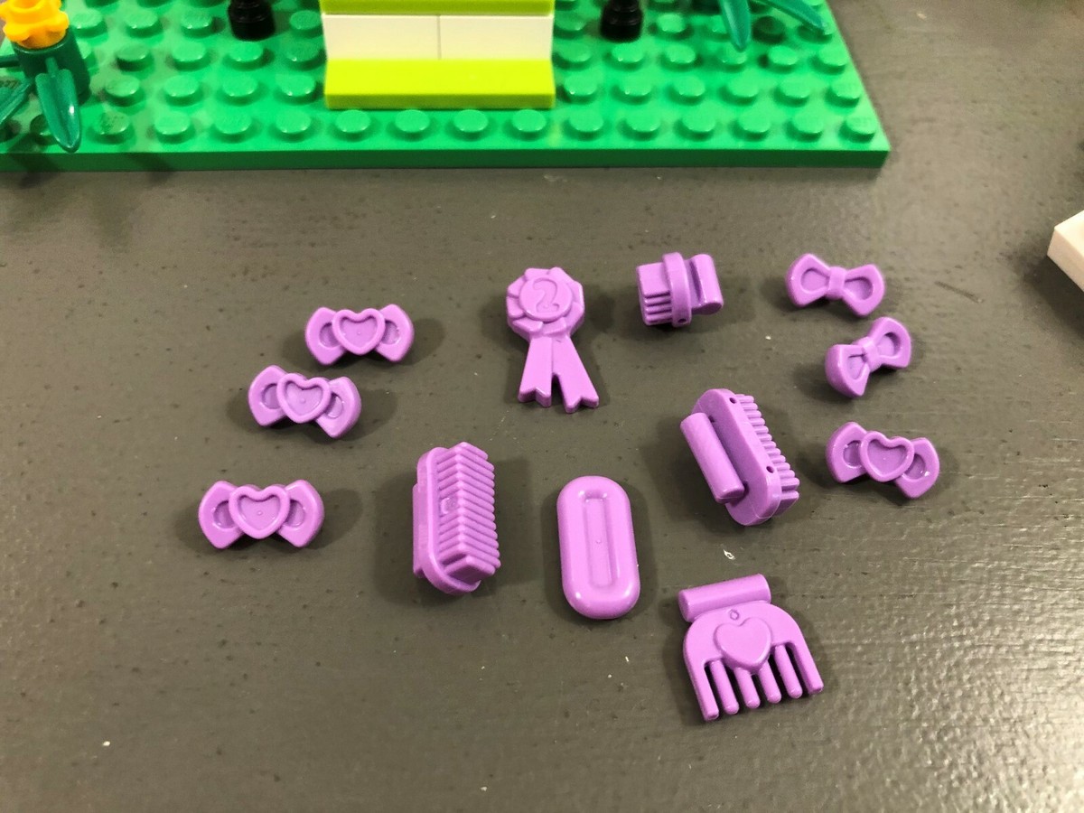 Lego Friends Heartlake Dog Show #3942 100% Complete w/ Minifigures