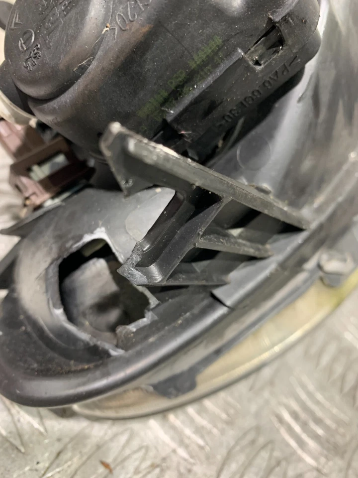 Faro izquierdo peugeot 206 2005 lado pasajero 9630869780 #2 Foto 4 de 4