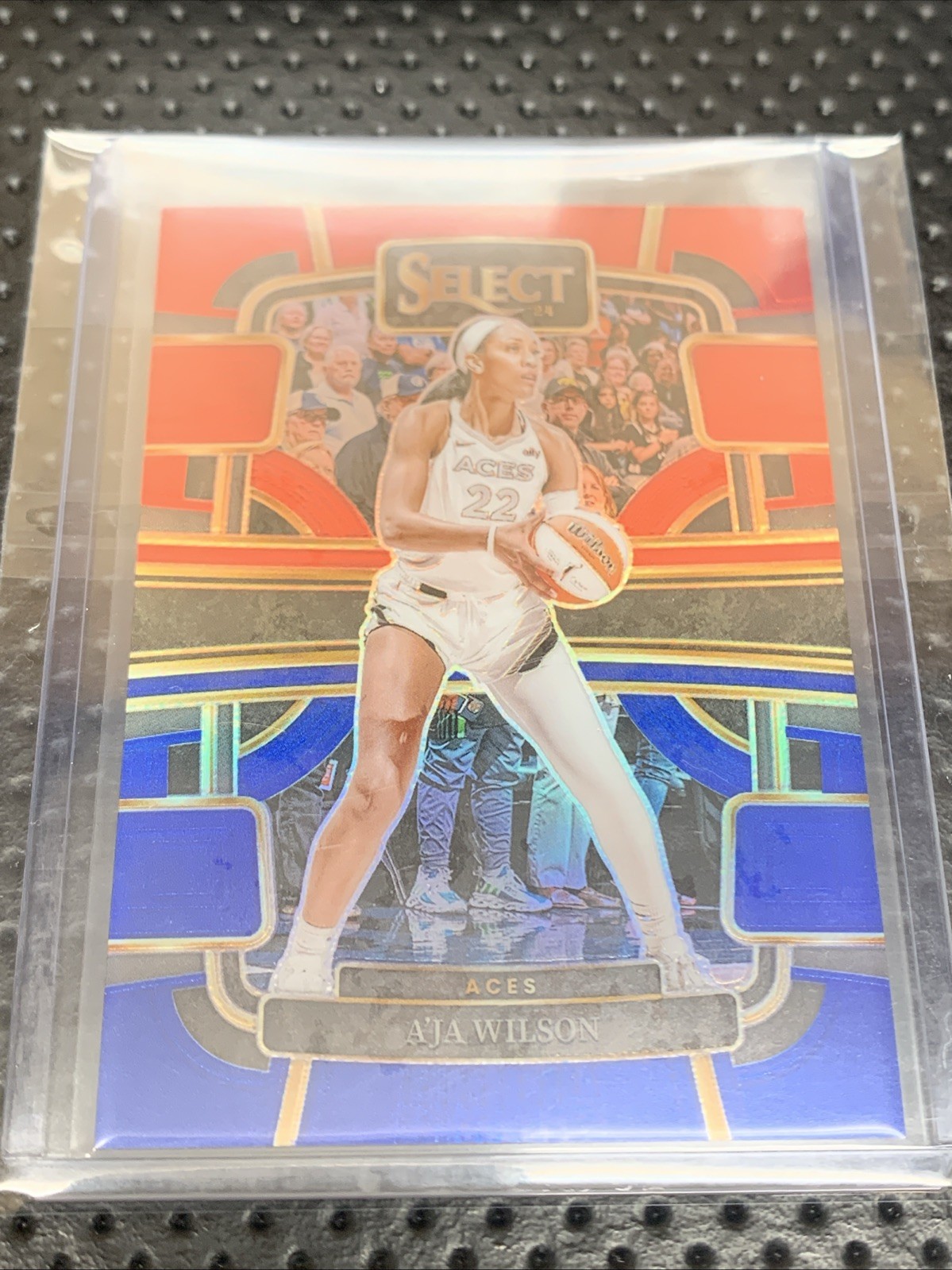 2024 Panini Select WNBA - Concourse A'ja Wilson #86 Red & Blue Prizm /399