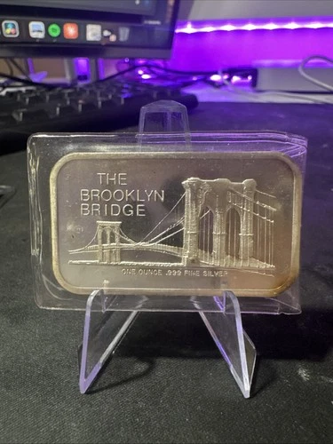 Vintage The Brooklyn Bridge Art Bar-Colonial Mint 1 Troy oz.999 Fine Silver