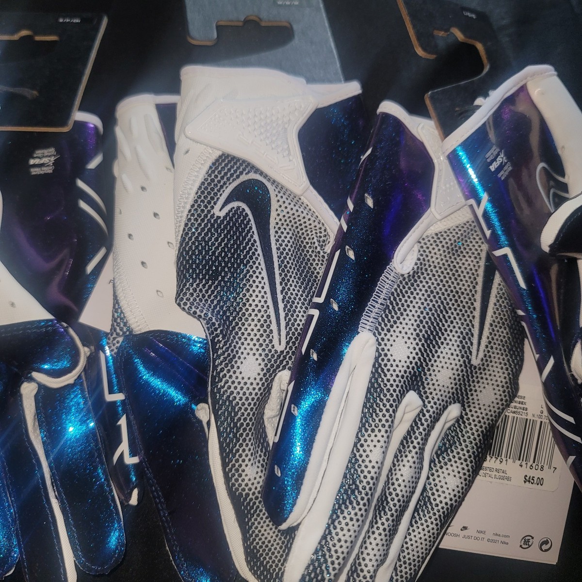 セール‼️NIKE VAPOR JET 8.0 GLOVE IRIDESCENT Nike Vapor Jet 8.0Football Gloves Purple Iridescent Men Medium, XL