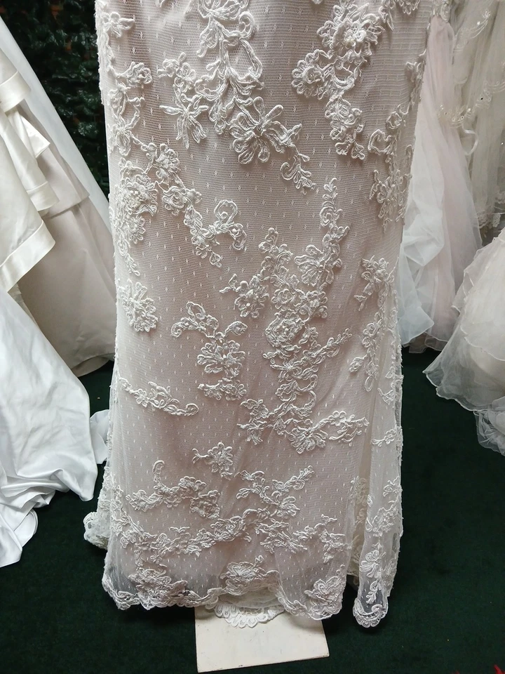 Casablanca Bridal Ivory /Champagne Lace Gown Size 12 Style 1975 - Image 3 of 4