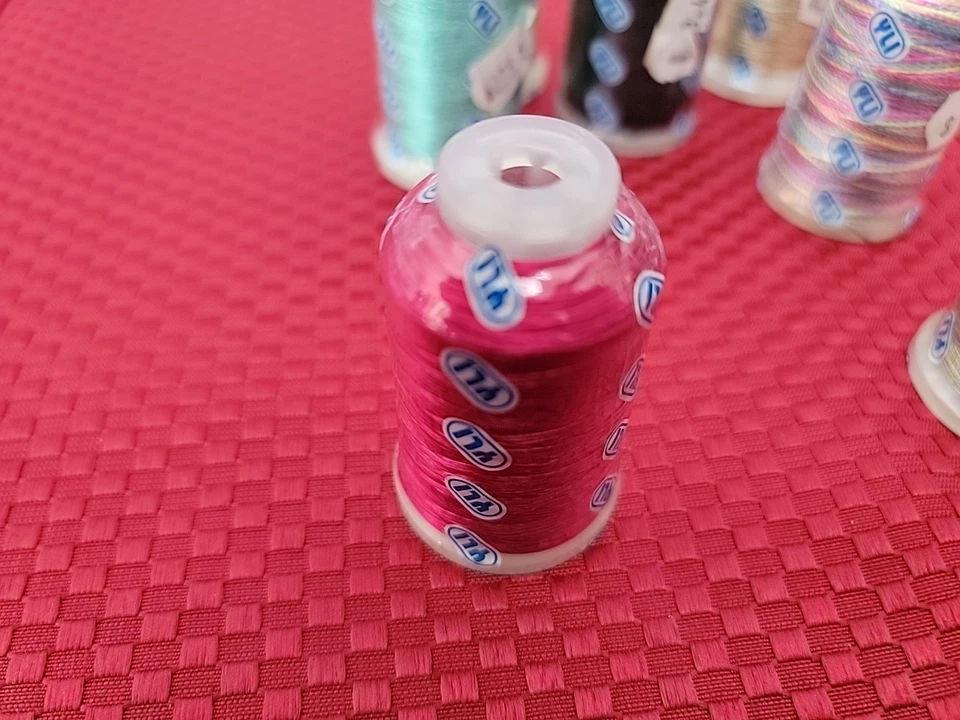 Lot of 8 New Sealed DESIGNER FINE METALLIC & LINGERIE & BOBBIN Thread Spools - Image 4 of 4