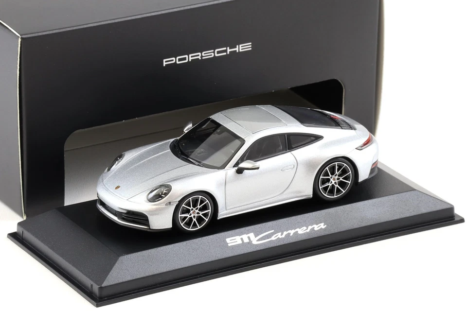 1:43 Minichamps Porsche 911 992.2 Carrera Coupe GT-silver metallic WAP DEALER