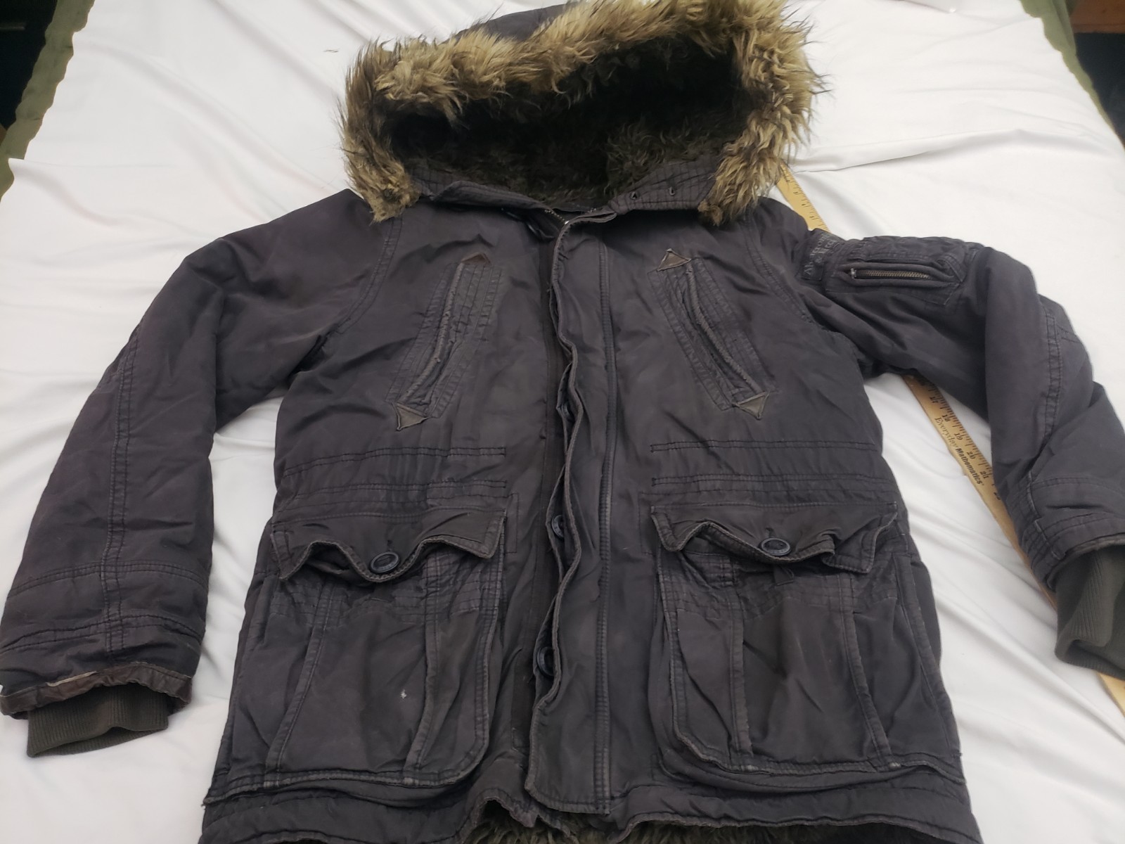 ABERCROMBIE & FITCH Jacket Navy Mt. Washington Parka Medium Fur Oversized Hood