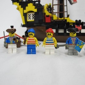 LEGO Pirates 6285: Black Seas Barracuda (Dark Shark). With instructions
