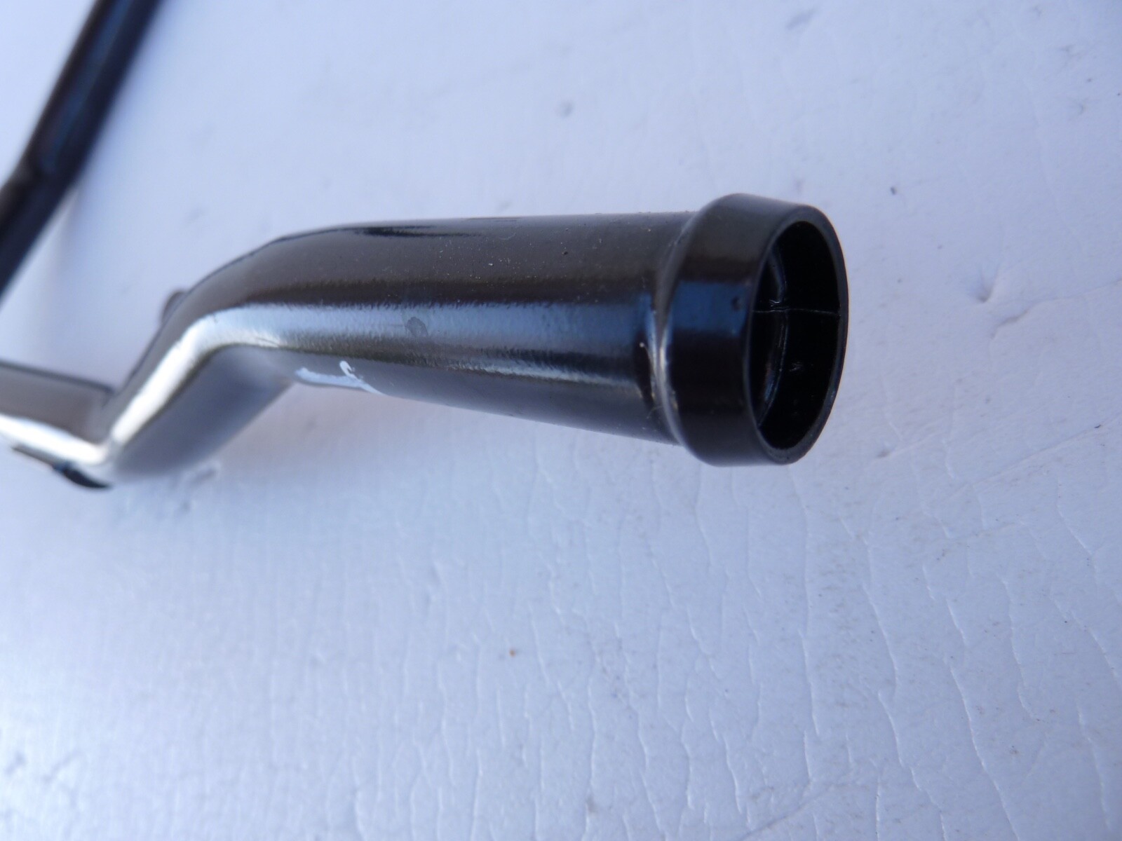 2013-18 ASTON MARTIN V12 Coolant reservoir Thermo Upper pipe hose heater feed