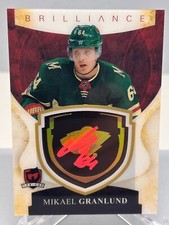 17-18 Mikael Granlund #B-MG Minnesota Wild UD The Cup Brilliance Auto