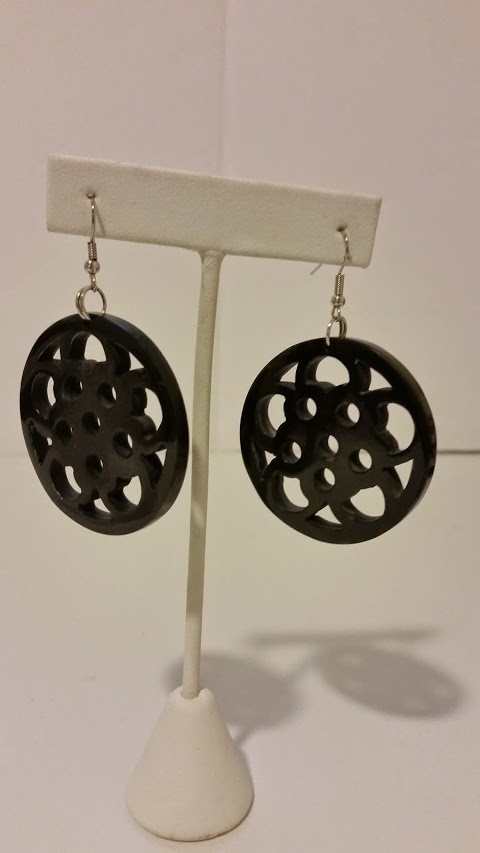 Gorgeous 100% buffalo horn custom black round lacquered earrings