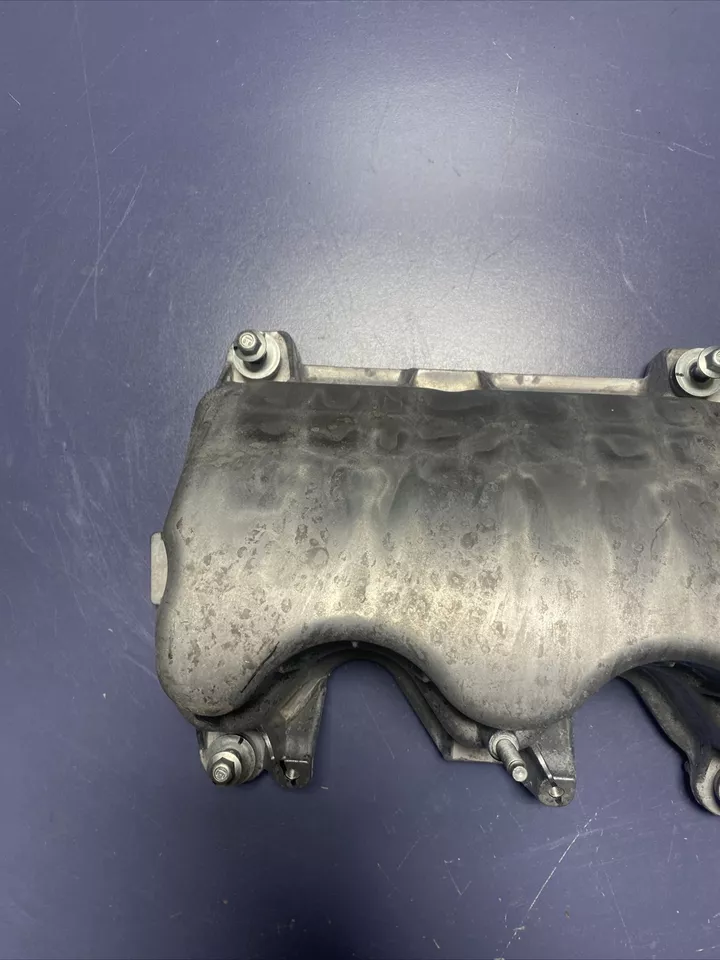 Крышка левого клапана 2010 Lincoln Navigator Expedition от оригинального производителя 5527-6A513-MA - Изображение 2 из 4