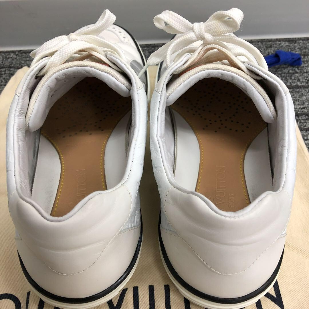 LOUIS VUITTON Sneakers Shoes Size 6.5 White authentic men LOUIS VUITTON Sneakers Shoes Size 6.5 White authentic men