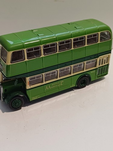Britbus N6002 Guy Arab fertig in "AA Motor Services Livery.".