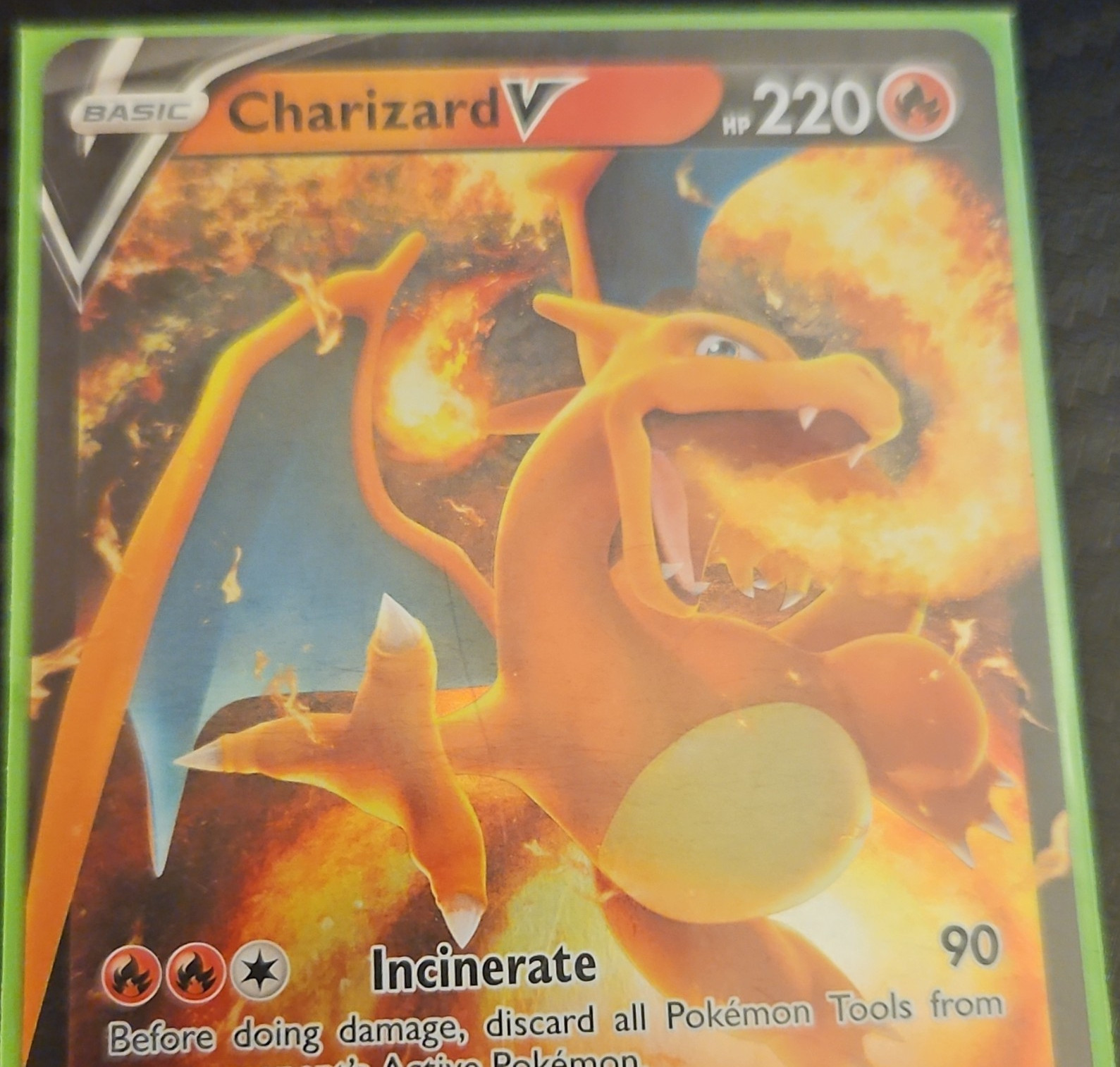 Charizard V Holo Basic V 220 HP Fire Pokemon TCG Card English Attack 90