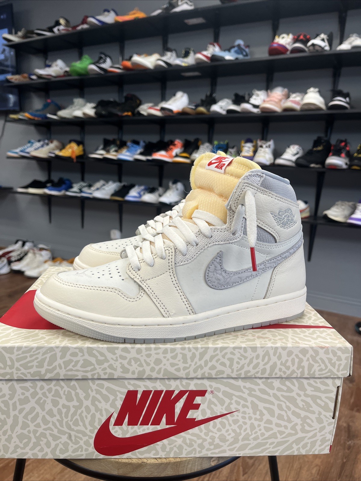 Air Jordan 1 SE Craft Mid Red Pale Ivory