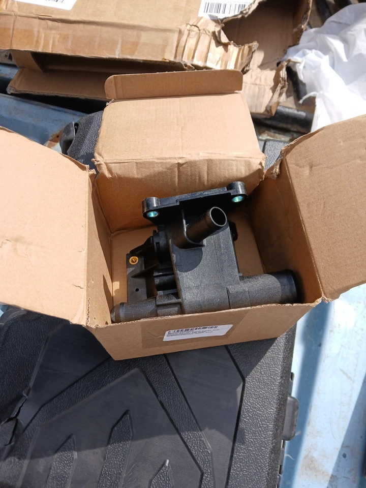 Carcasa termostato 902-231 Foto 3 de 3