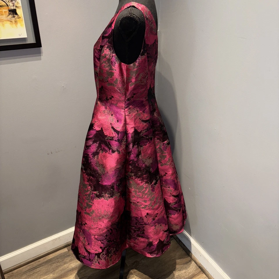 Платье Adrianna Papell металлик жаккардовое длина до чая облегающее и расклешенное фиолетовое размер 12 - Изображение 2 из 4