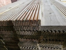 Timber Patio Decking 32x125 Grooved top Smooth Back Redwood Treated BF22002 4.2m