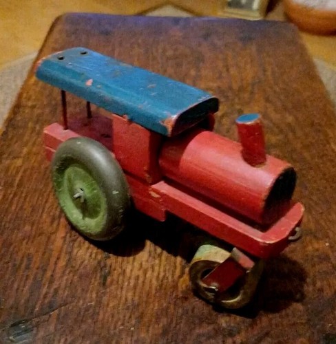 VINTAGE SMALL BUT NICE TOY WOODEN STEAMROLLER. UNBRANDED, METAL WHEELS. - Imagen 2 de 5