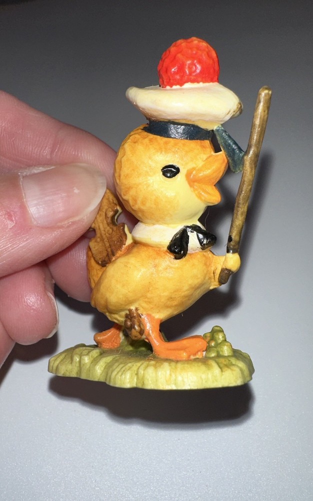 Vintage Made In Italy Yellow Duck Figurine With Violin & Bow Miniature 2 1/4”